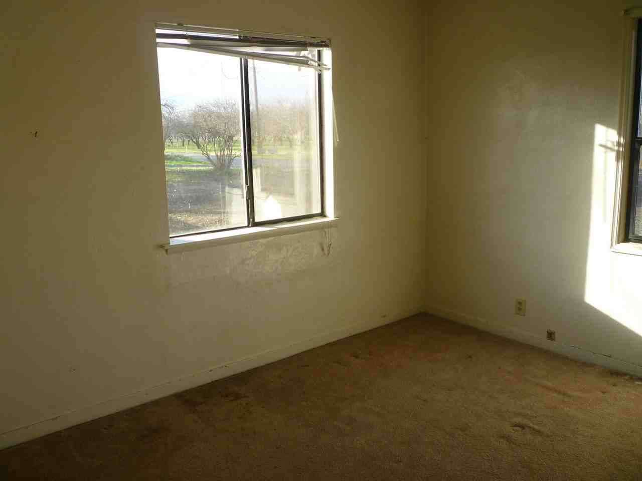 2291 Santa Clara Ave - Photo 4 of 20