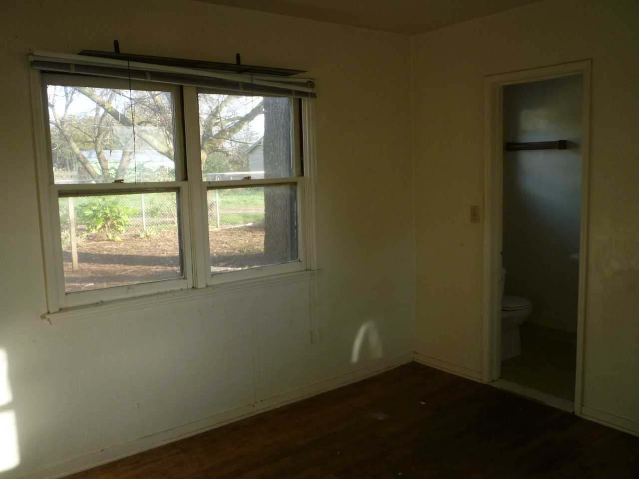 2291 Santa Clara Ave - Photo 6 of 20
