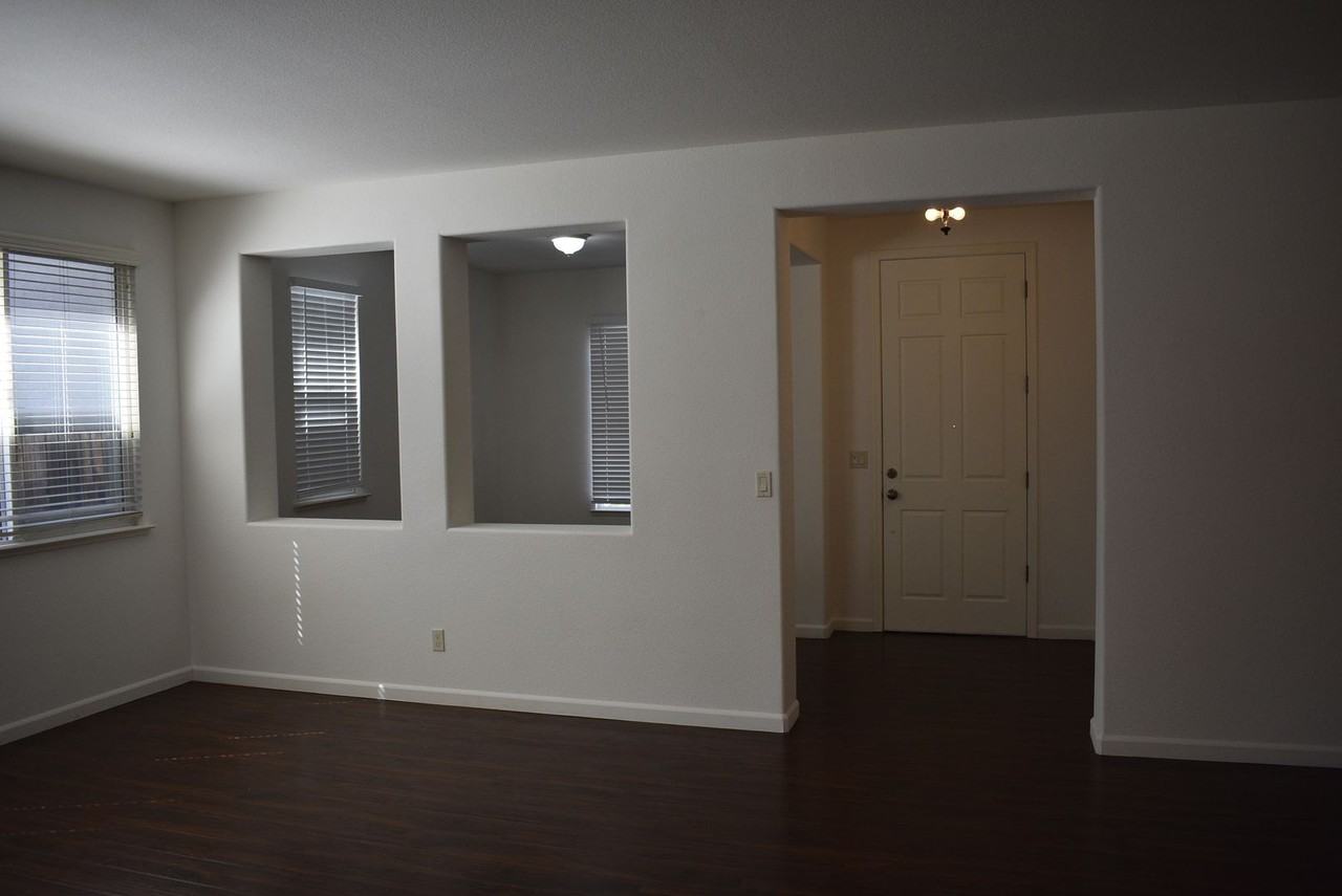 2360 Lockton Dr - Photo 2 of 6