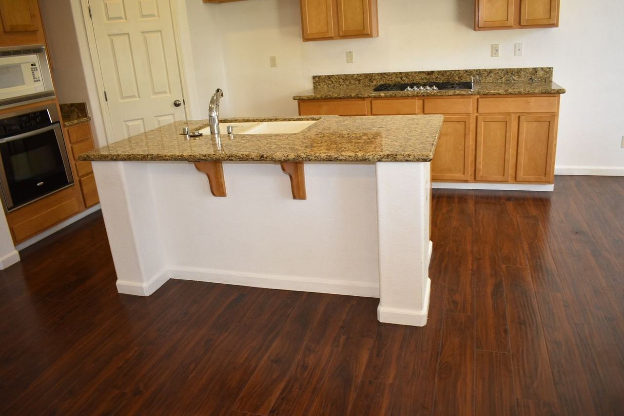 2360 Lockton Dr - Photo 4 of 6