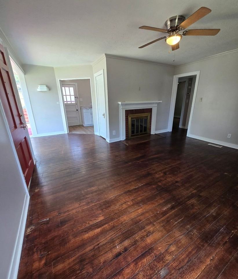 817 Lockwood Ave - Photo 2 of 12