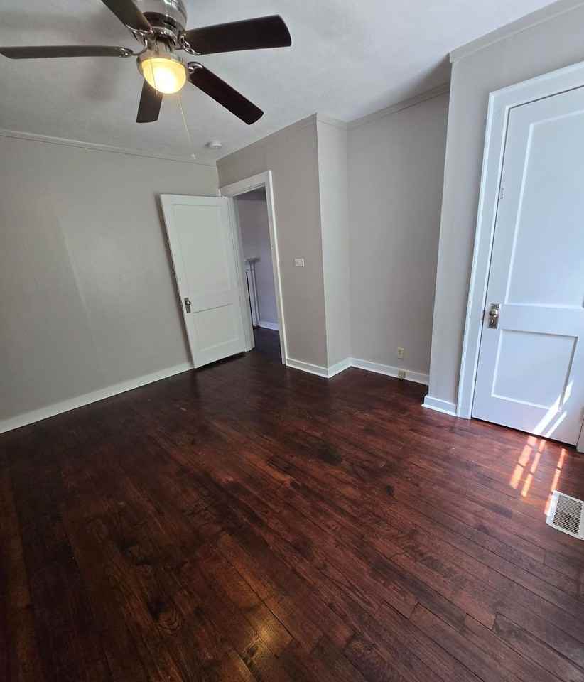 817 Lockwood Ave - Photo 5 of 12