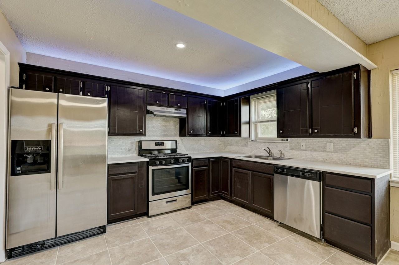 316 S Morgan Dr - Photo 4 of 11