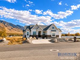 featured image of 7778 N Center St