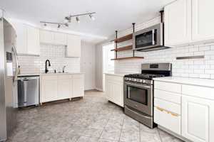 featured image of 703 10th St