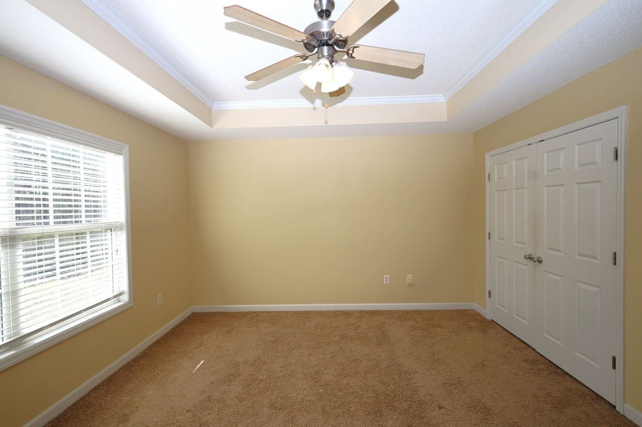 7410 Northcreek Cir - Photo 7 of 12