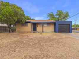 featured image of 3319 Teckla Blvd