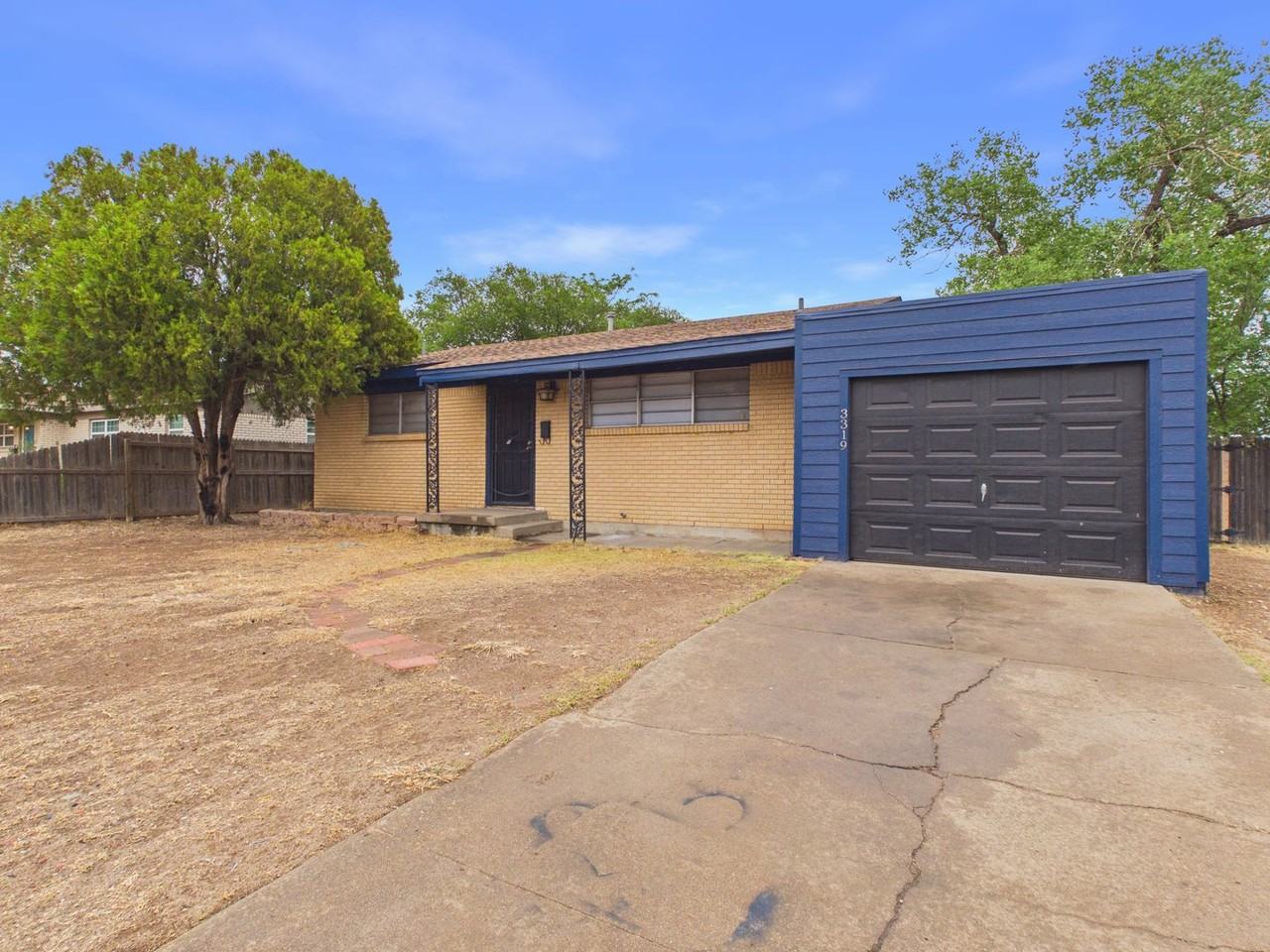 3319 Teckla Blvd - Photo 2 of 28