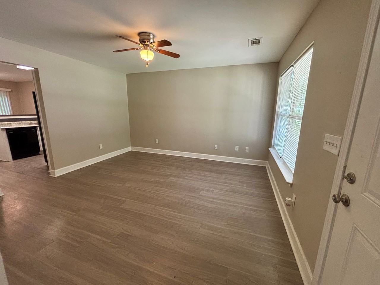2595 Elliott St Nw ##Nw - Photo 4 of 27