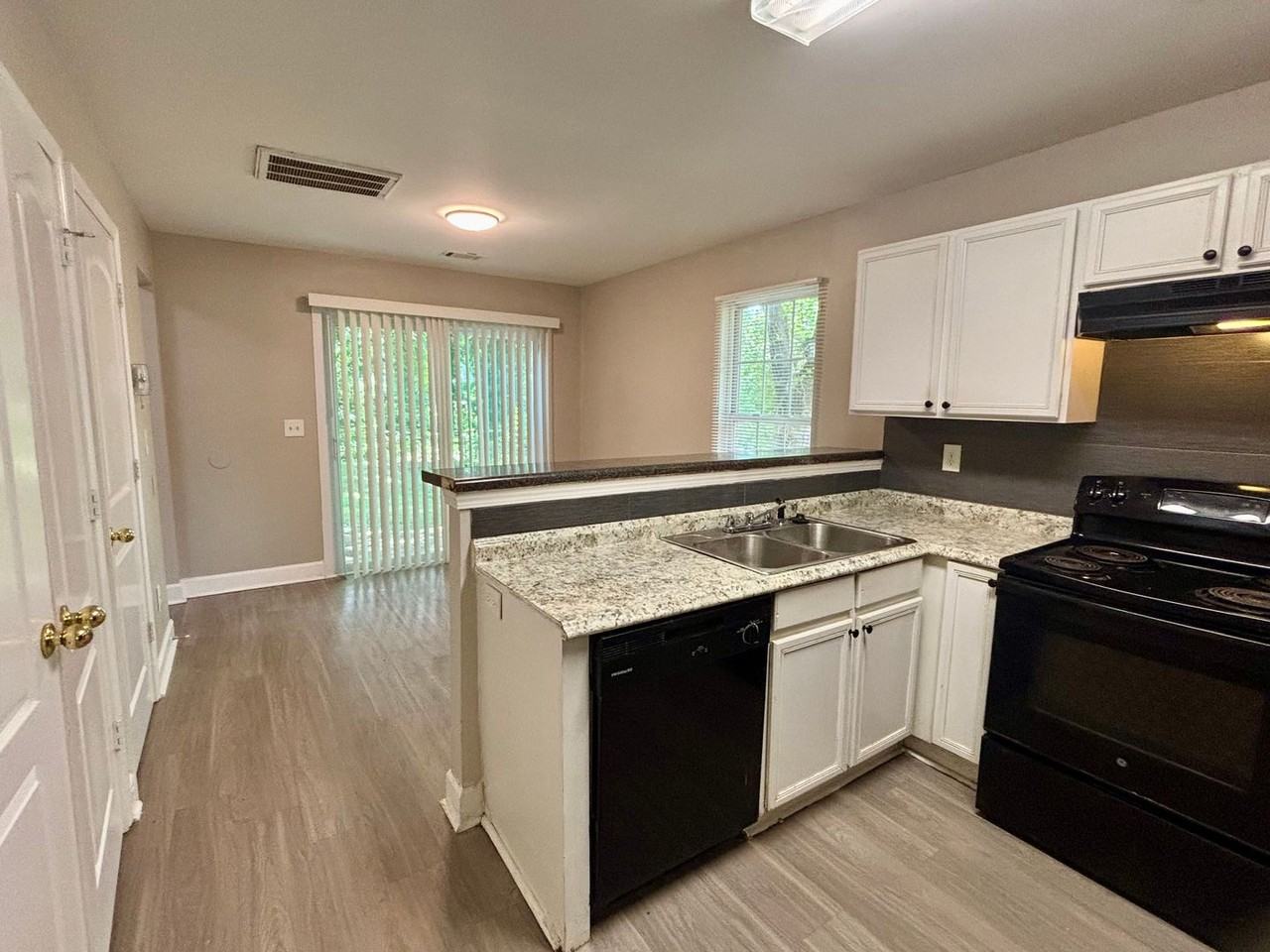 2595 Elliott St Nw ##Nw - Photo 6 of 27