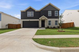featured image of 853 Eagles Nest Dr