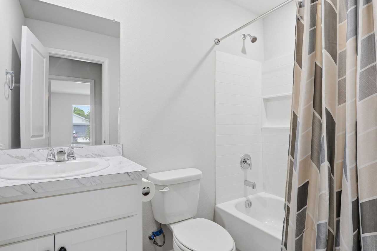 853 Eagles Nest Dr - Photo 4 of 32