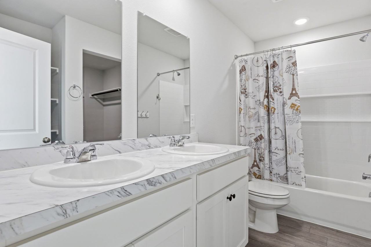 853 Eagles Nest Dr - Photo 6 of 32