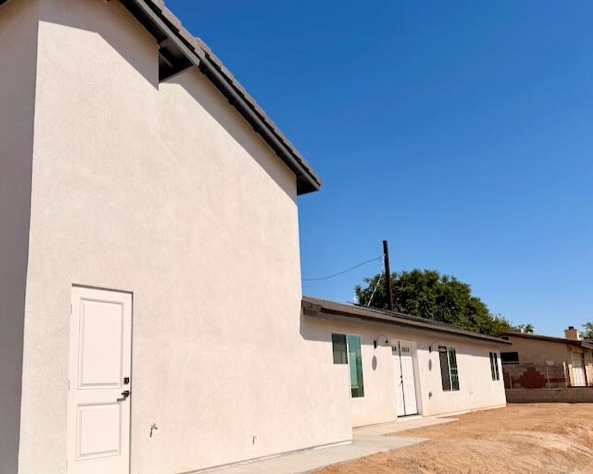 Live Oak Hesperia - Photo 4 of 19