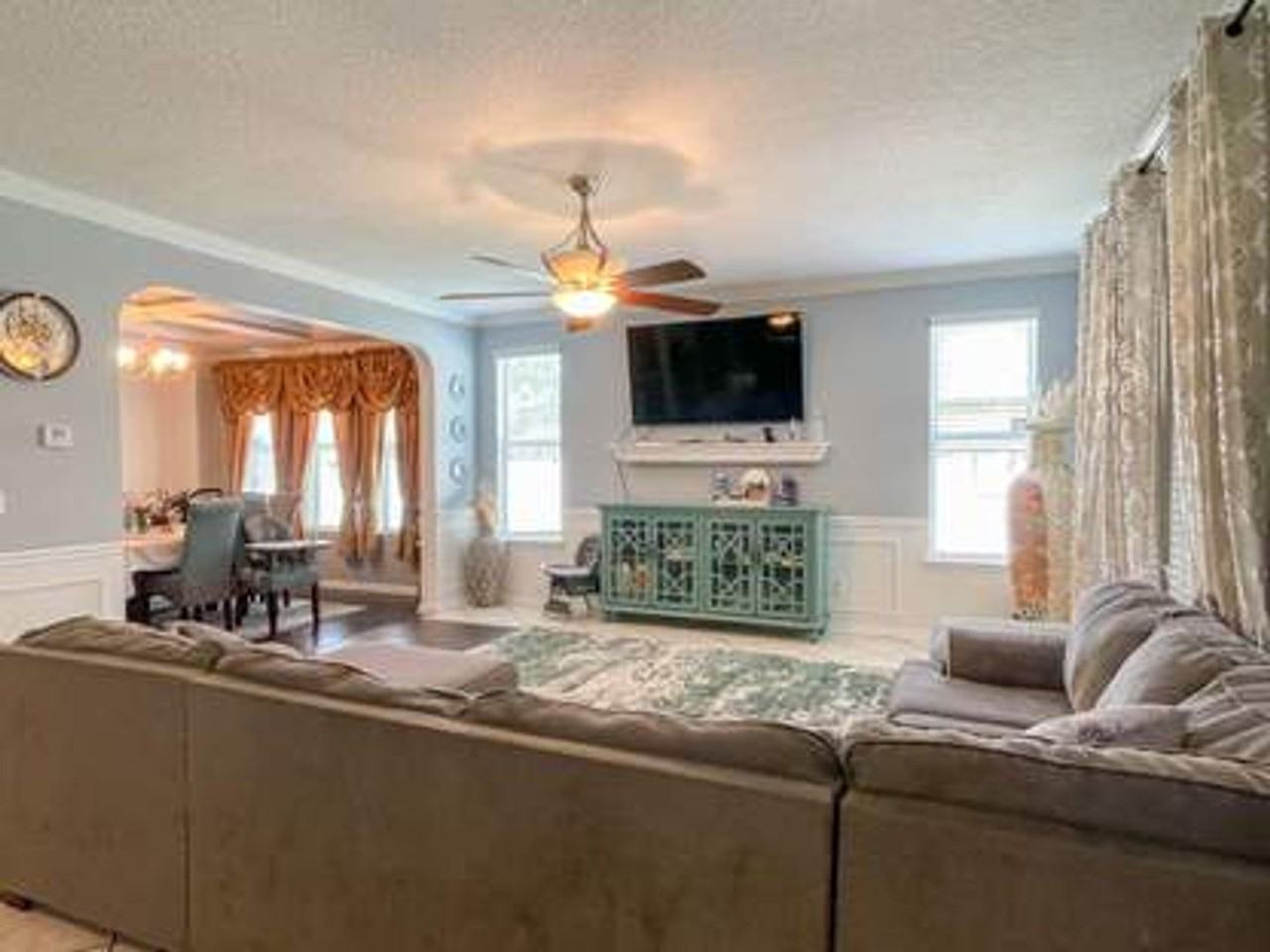 14289 Summer Breeze Dr E - Photo 3 of 12
