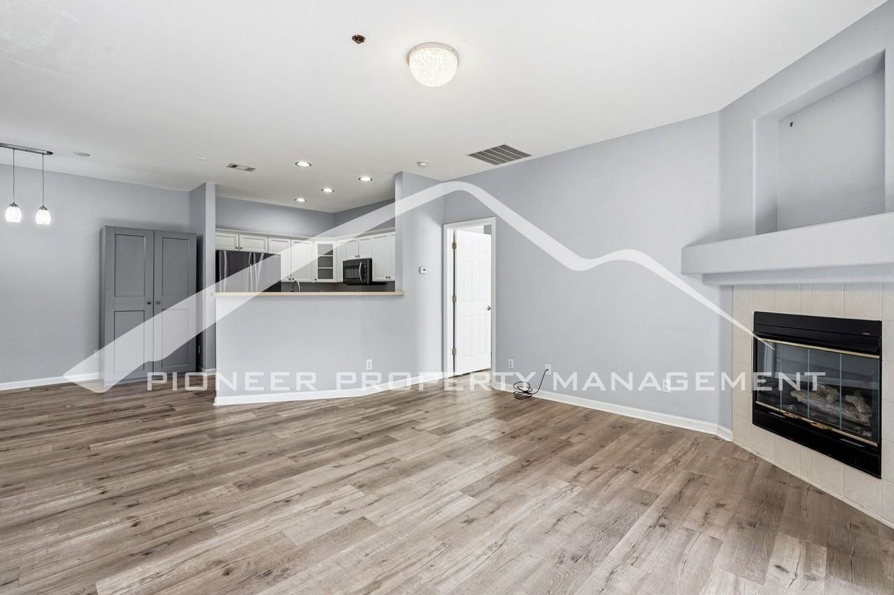 7355 S Alkire St #203 - Photo 4 of 20