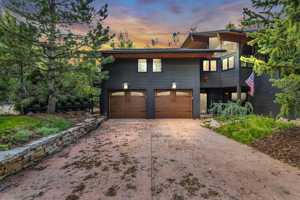 featured image of 4 Hidden Splendor Ct