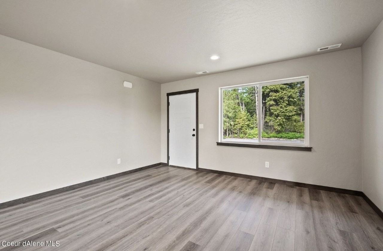 31815 N 9th Ave - Photo 2 of 13