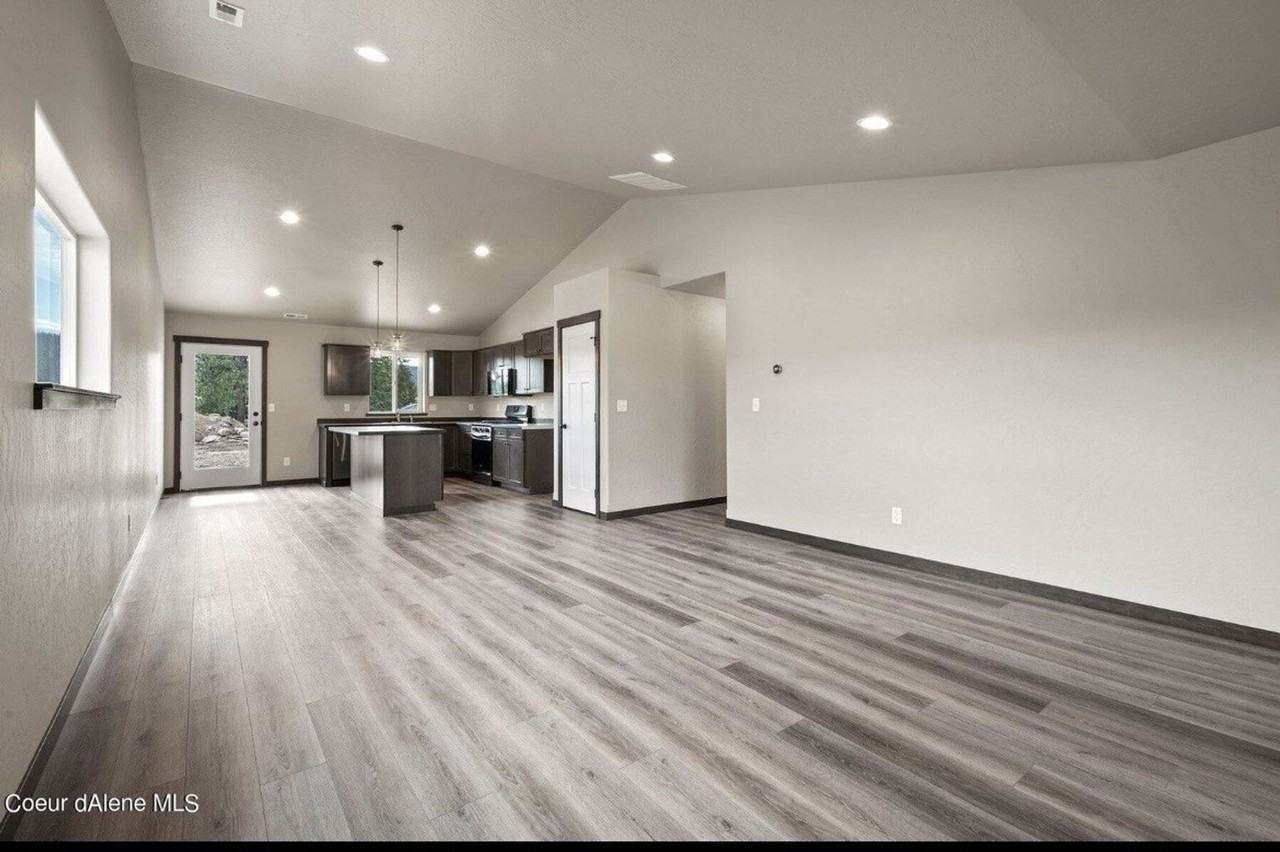 31815 N 9th Ave - Photo 3 of 13