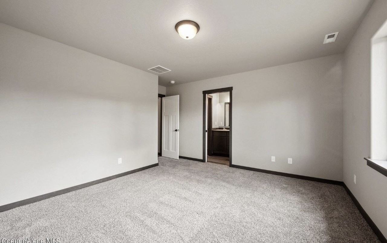 31815 N 9th Ave - Photo 7 of 13