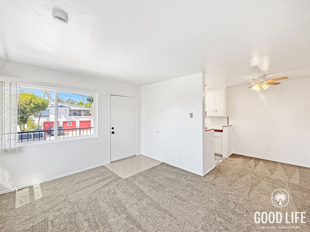 1023 Hayes Ave - Photo 3 of 17