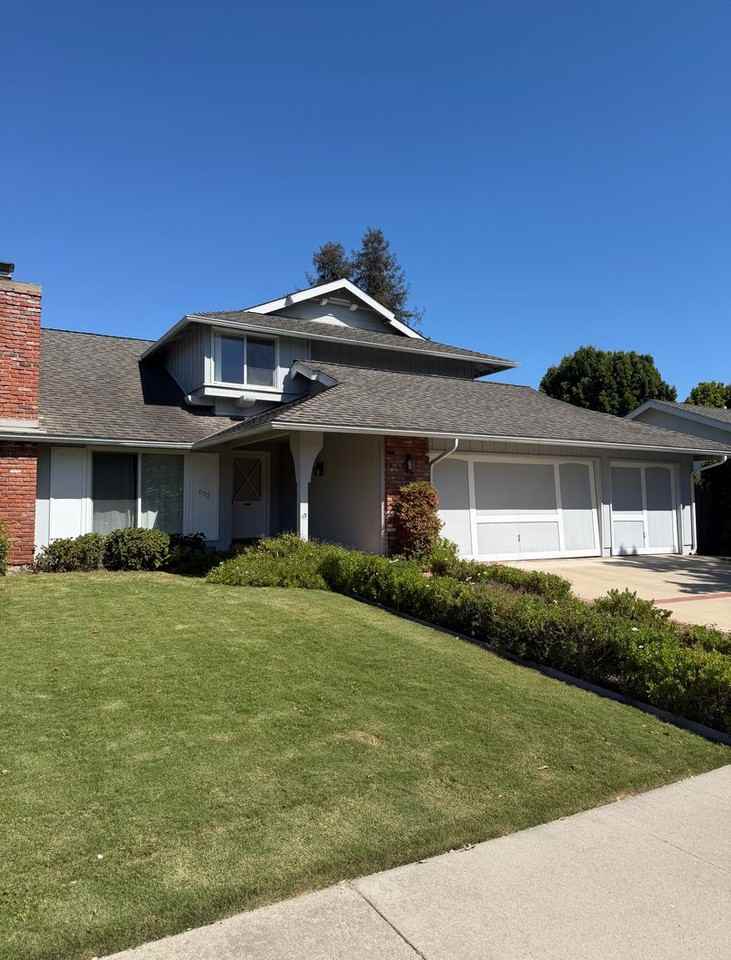 632 Wakefield Rd - Photo 2 of 32