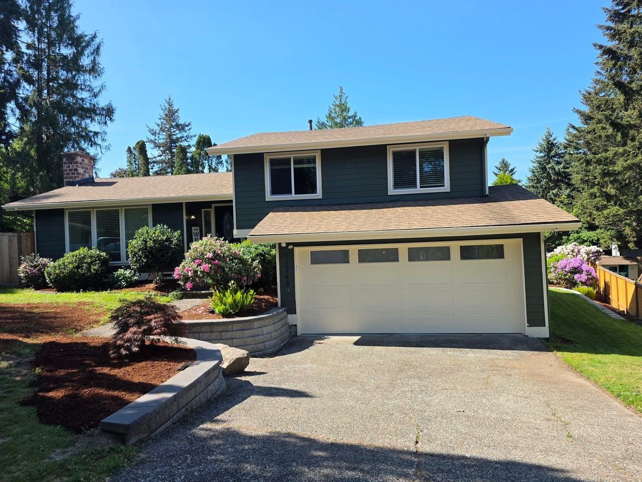 11249 Se 322nd St - Photo 2 of 29