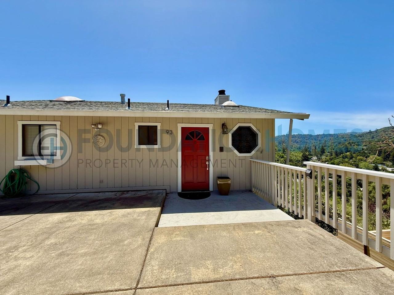 93 Live Oak Ave - Photo 3 of 22