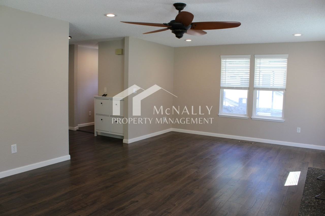 5603 64th Street Ct Nw - Photo 5 of 25