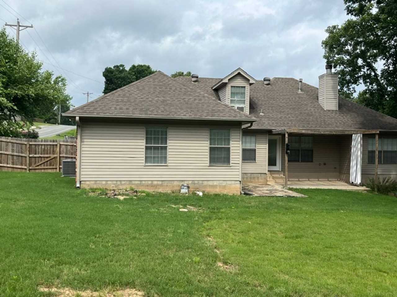 3280 Overcup Dr - Photo 5 of 50