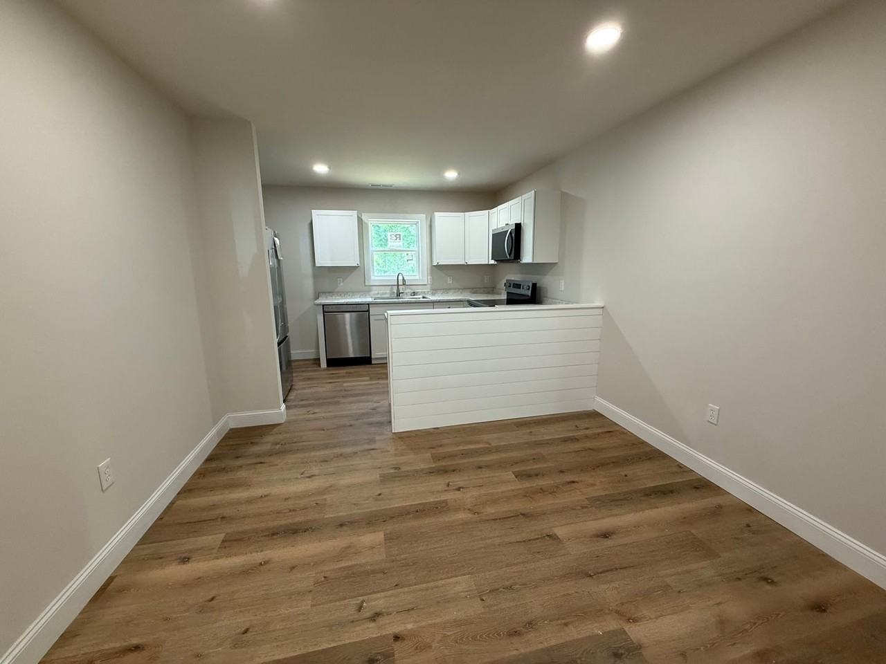 30 Broad Vista Blvd - Photo 4 of 14
