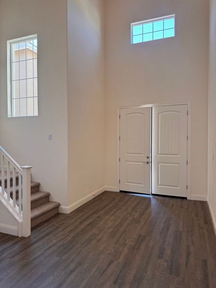 4438 W Langden Dr - Photo 5 of 32