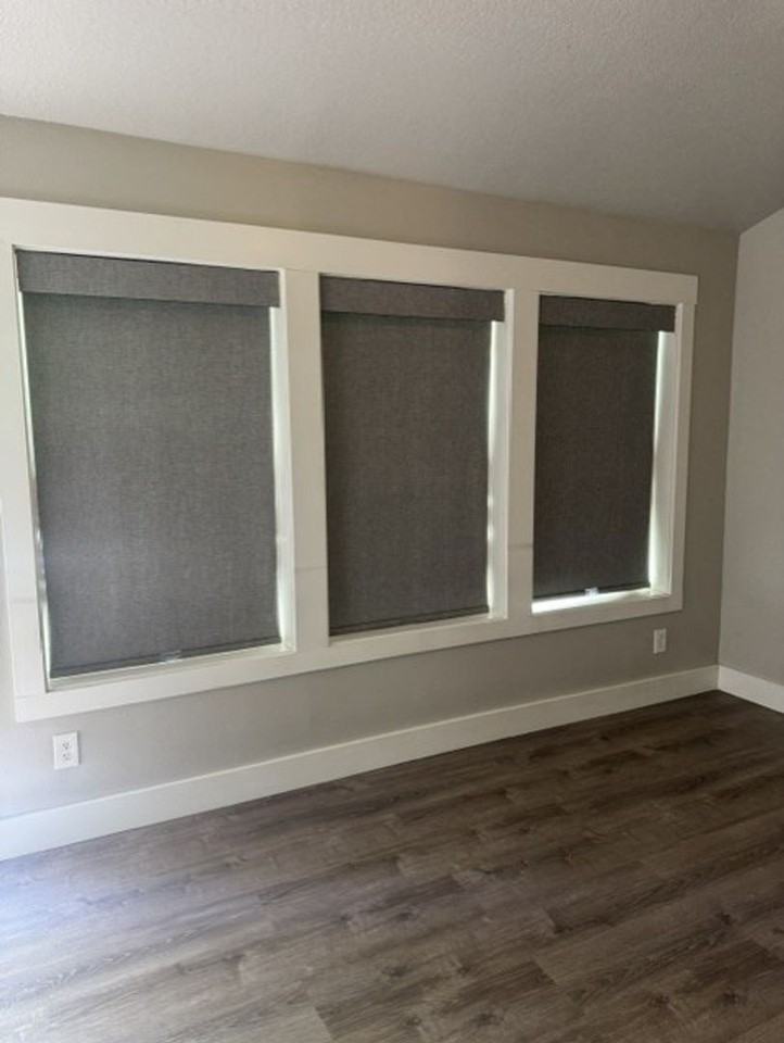 3160 Woodside Blvd - Photo 3 of 25