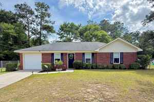 featured image of 340 Hunters Run Rd
