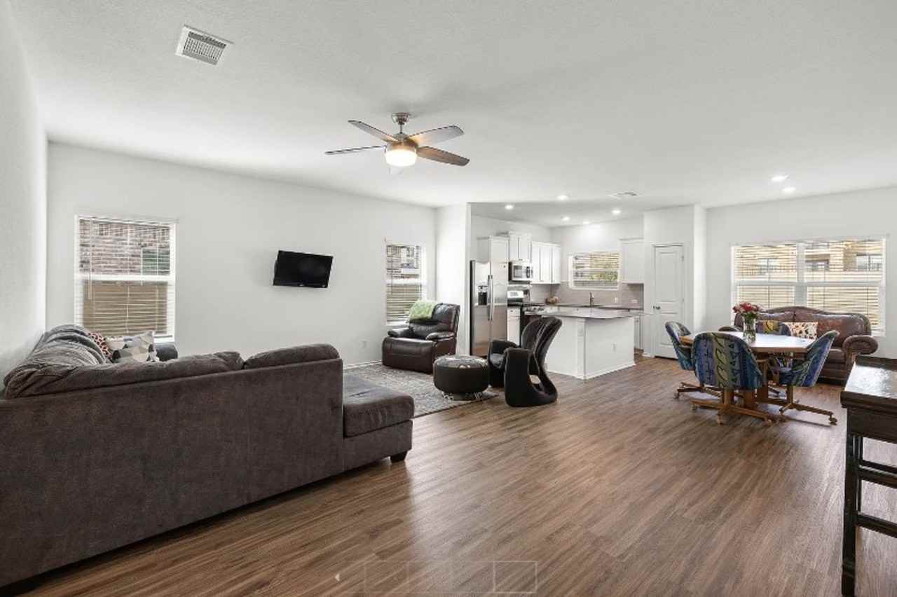 104 Blue Blaze Trl - Photo 3 of 15