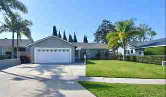 8842 Enloe Ave - Photo 1 of 1