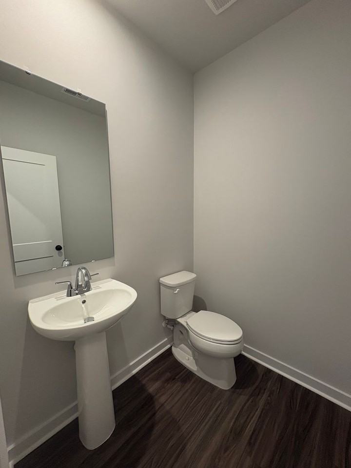 3054 Finchborough Ct - Photo 6 of 33