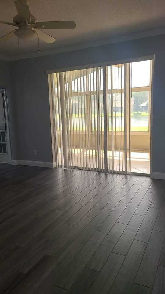 14512 Lisalynne Ct - Photo 3 of 22