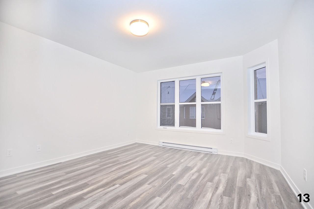 1611 Av De La Gare #1611 - Photo 7 of 10