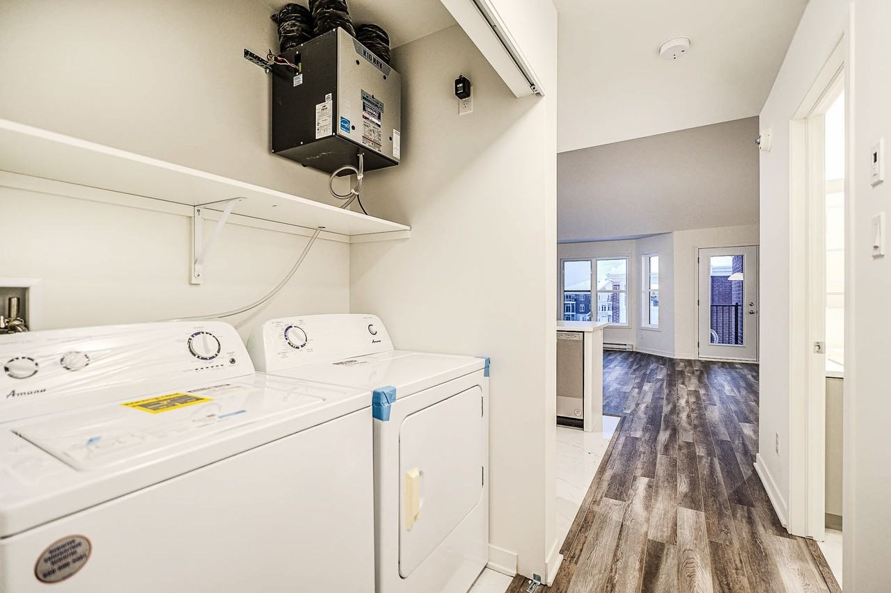 1625 Av De La Gare #1625 - Photo 2 of 10
