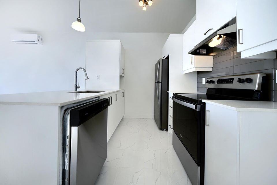 430 Rue Notre-Dame #207 - Photo 6 of 10