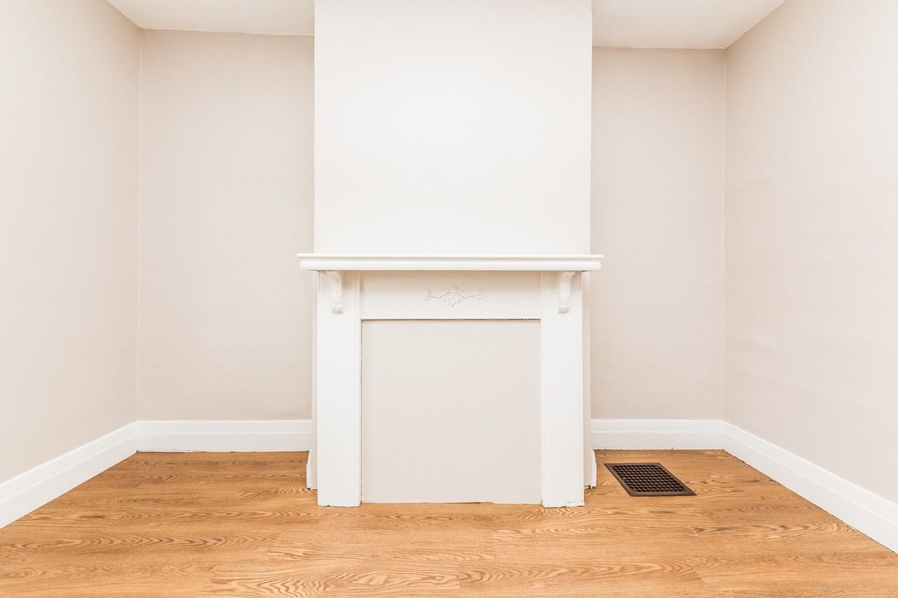 243 Edith St - Photo 2 of 30