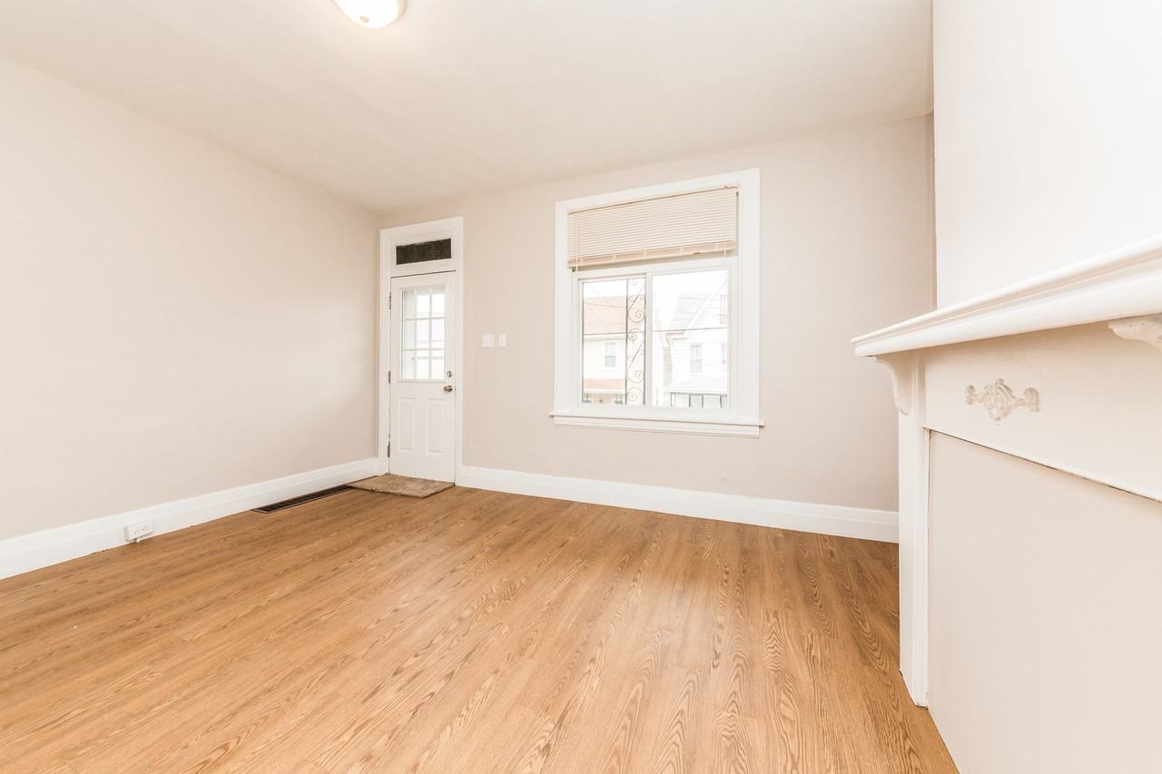 243 Edith St - Photo 4 of 30
