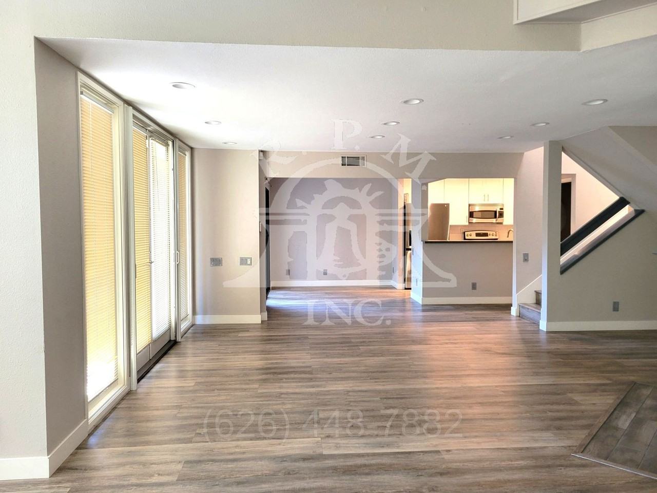 13104 Glen Ct #60 - Photo 3 of 19