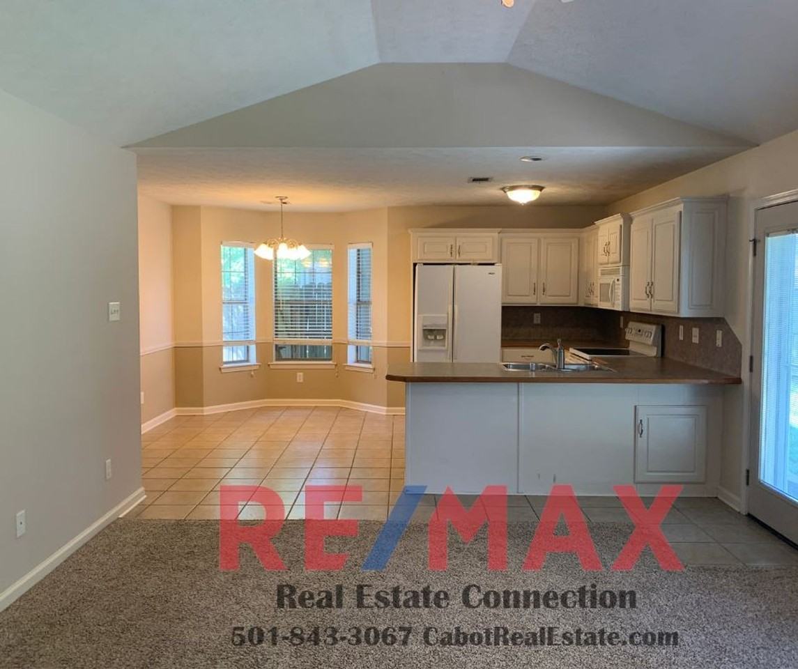 33 Ryleigh Cir - Photo 4 of 14