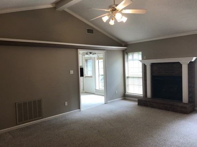 2030 N Hills Dr - Photo 4 of 18