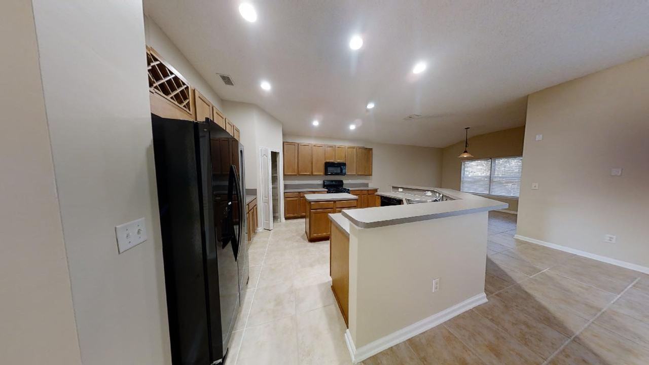 14454 Millhopper Rd - Photo 7 of 45