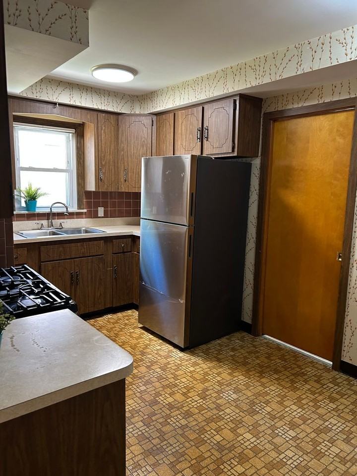 4409 Adrian Rd - Photo 2 of 42