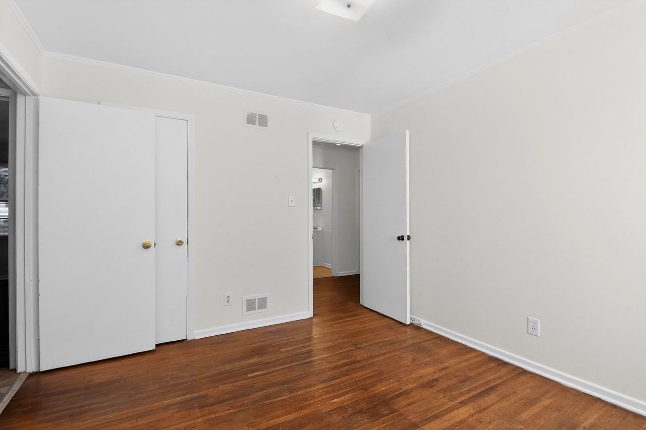 1813 Lasalle St - Photo 6 of 18