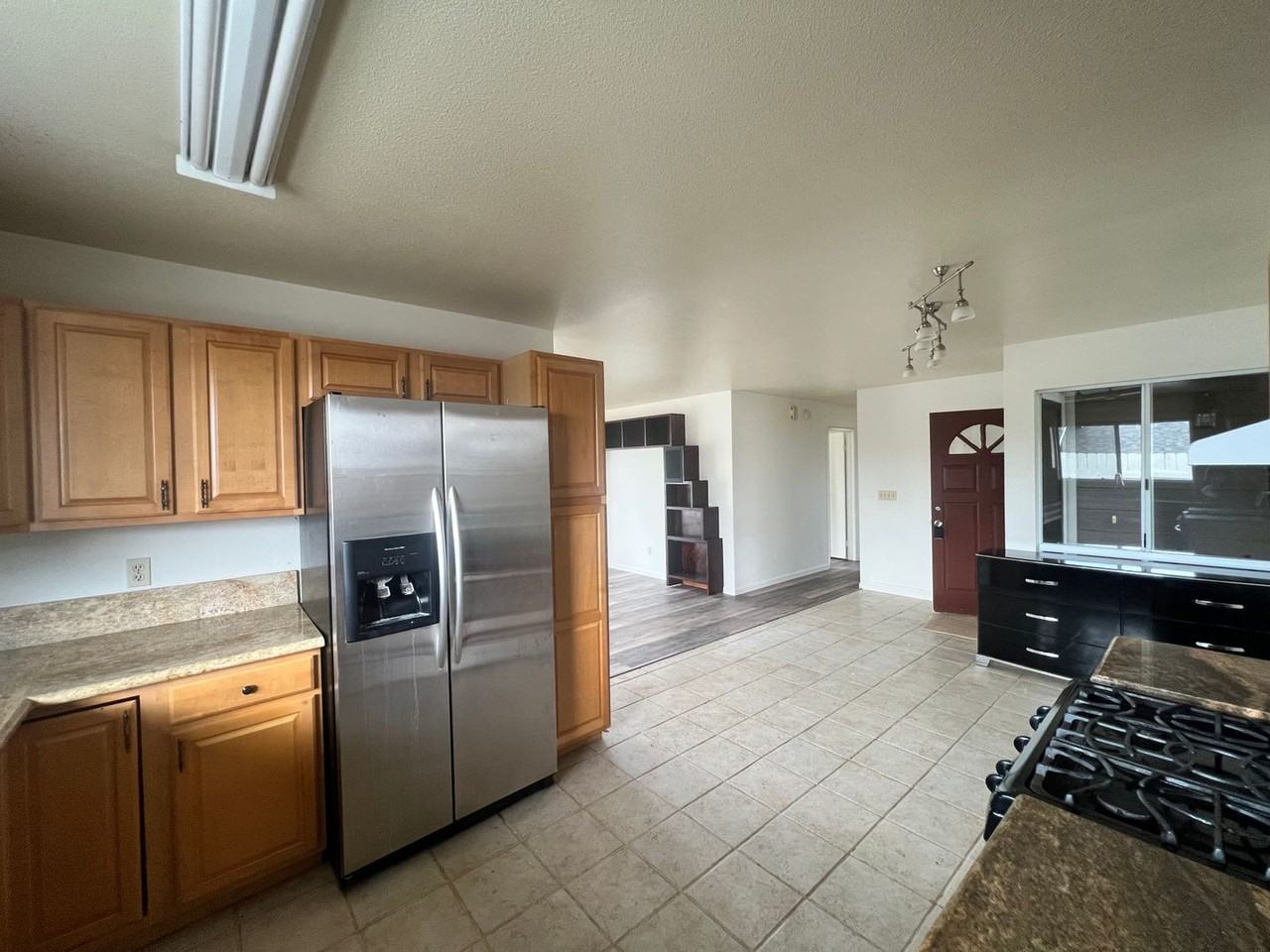 68-3639 W Makuahine St - Photo 3 of 18